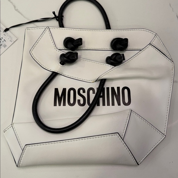 Moschino Couture Jeremy Scott WHITE BLACK CLUTCH FOLDED SHOPPING BAG ILLUSION - Picture 12 of 16